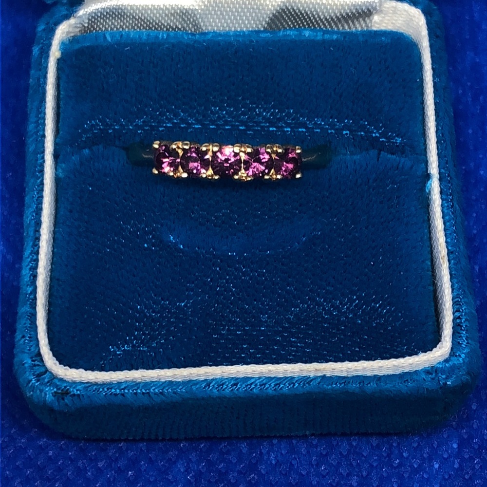🔮🔮🔮Purple stone ring